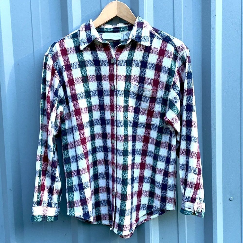 PETITE SOPHISTICATE CO • plaid flannel button up top